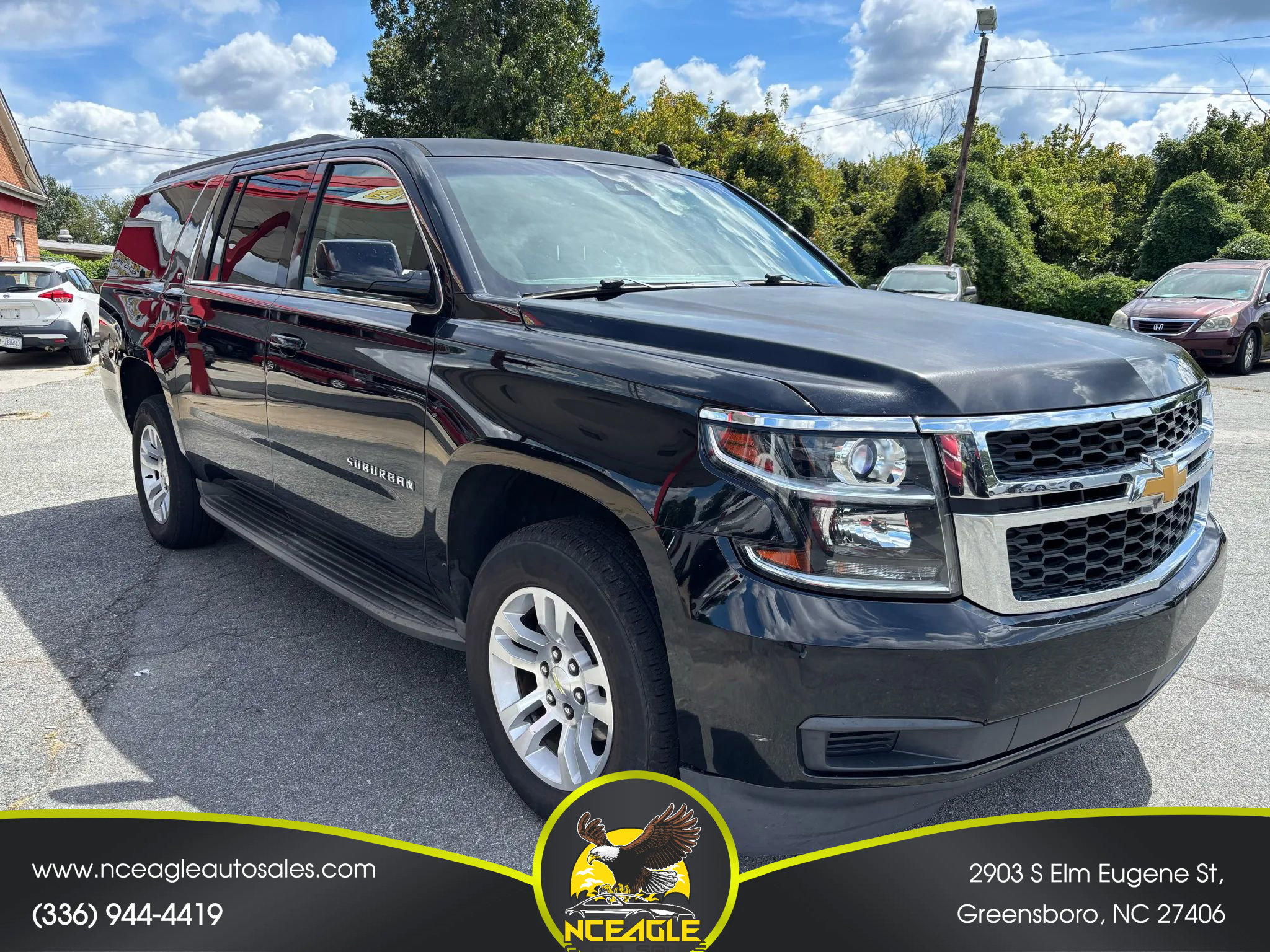 Used 2015 Chevrolet Suburban LT image 4