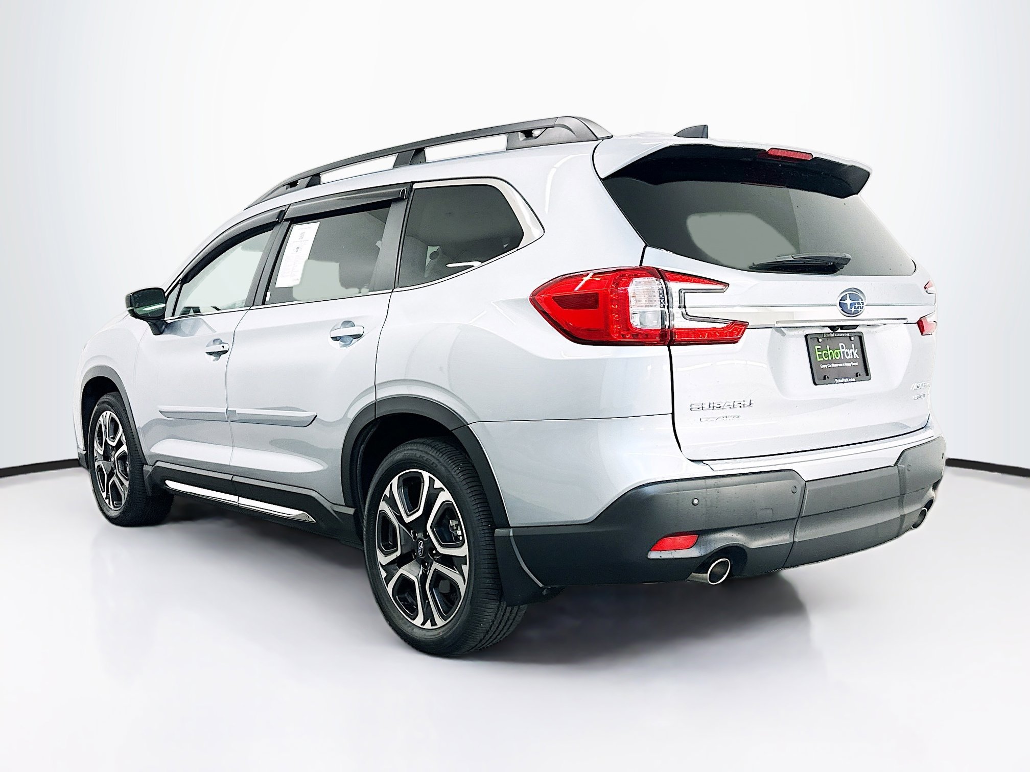 Used 2024 Subaru Ascent Limited image 5