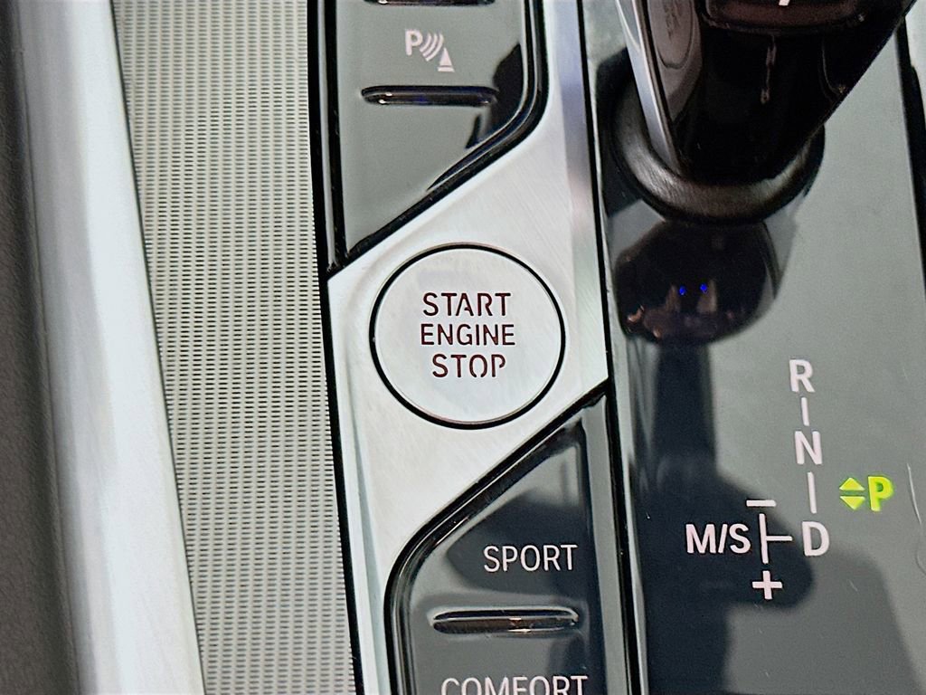 Used 2023 BMW X6 xDrive40i w/ Premium Package image 19