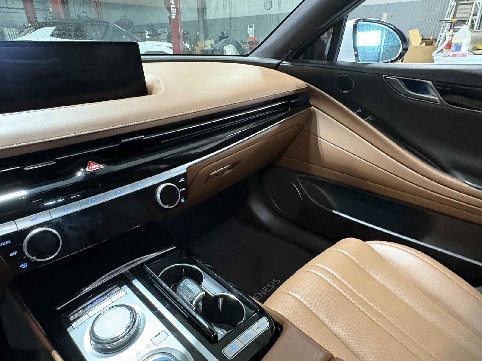 Used 2023 Genesis G80 2.5T image 35