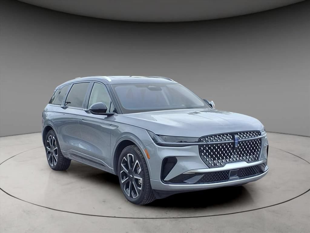 New 2025 Lincoln Nautilus Reserve AWD/4WD image 10