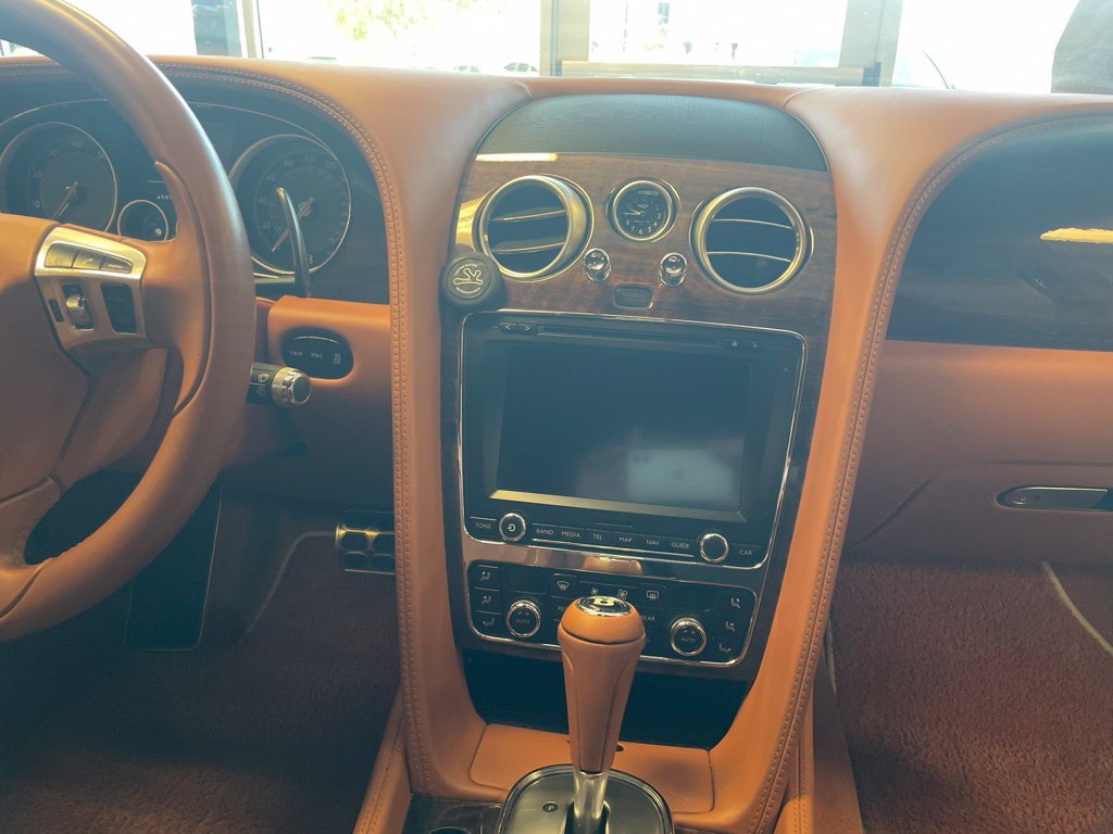 Used 2015 Bentley Flying Spur V8 AWD/4WD image 13