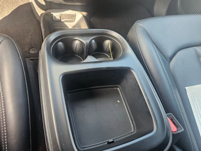 Used 2025 Chrysler Pacifica Select image 17