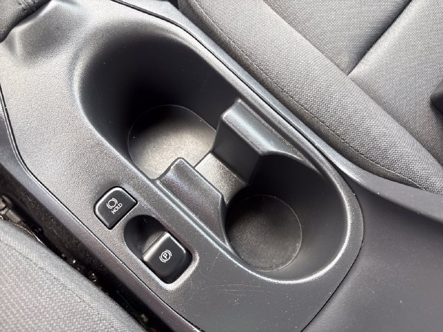 Used 2025 Toyota Corolla LE FWD image 18