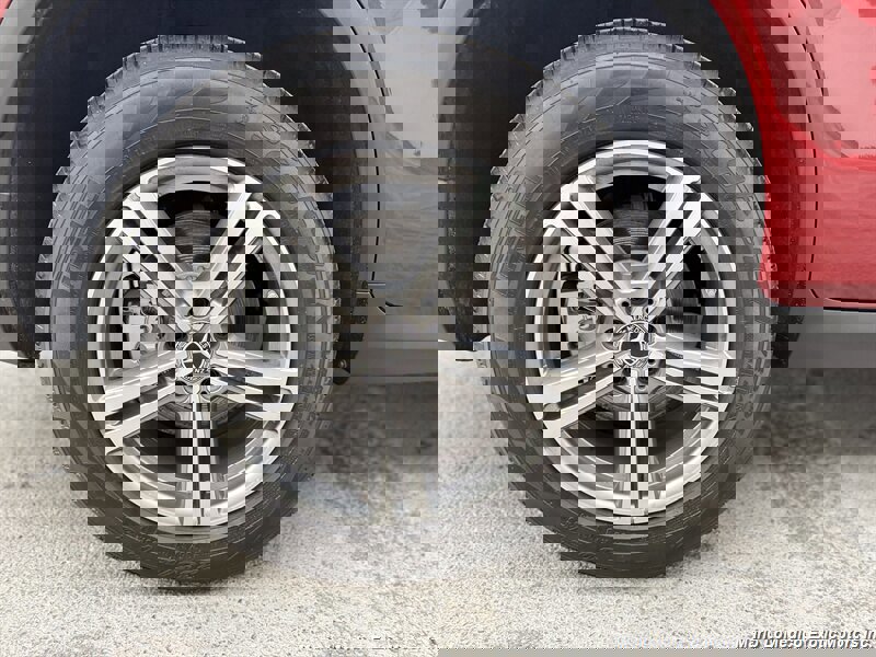 Used 2022 Mercedes-Benz GLC 300 4MATIC w/ Premium Package Lite image 16