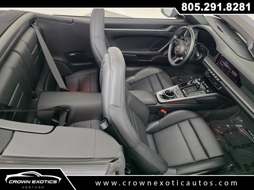 Used 2025 Porsche 911 Carrera w/ Premium Package RWD image 35