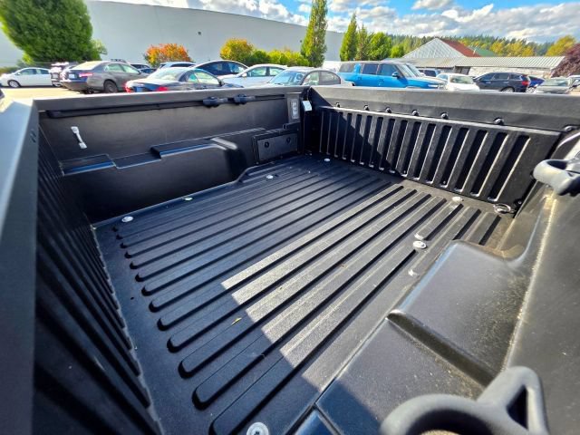 Used 2023 Toyota Tacoma SR AWD/4WD image 38