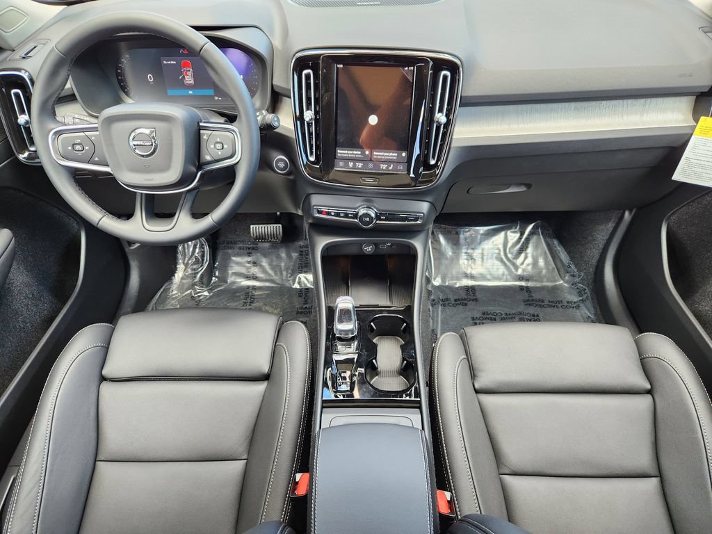 New 2026 Volvo XC40 B5 Ultra w/ Climate Package AWD/4WD image 16