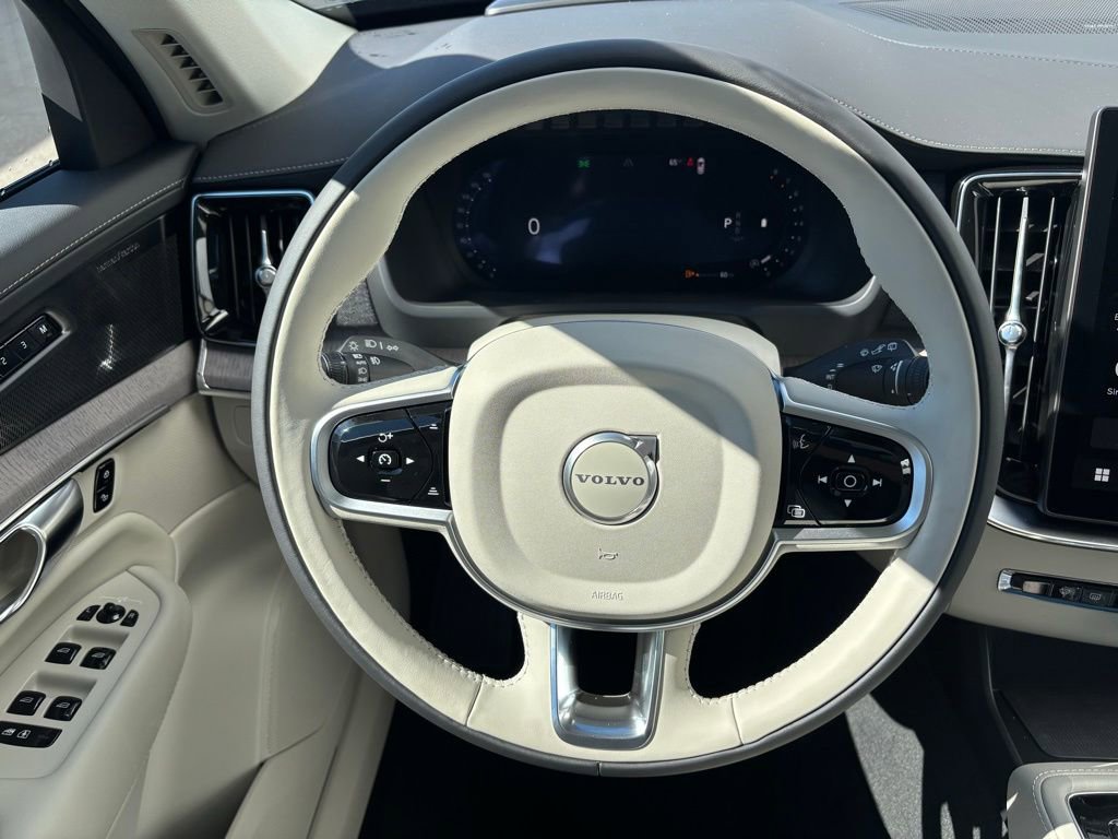 New 2026 Volvo XC90 B6 Ultra w/ Protection Package image 10