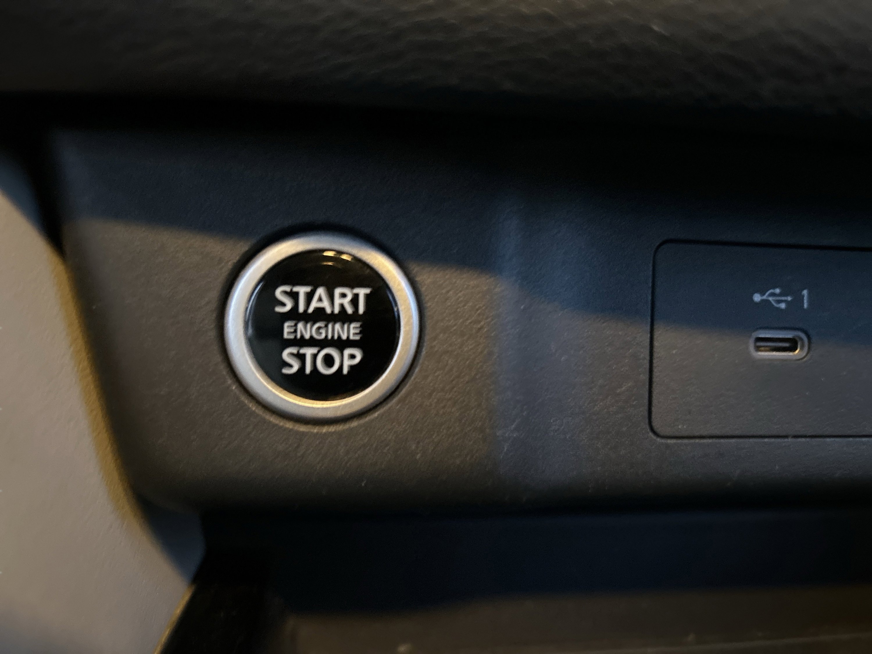 Used 2023 Nissan Rogue SL w/ SL Premium Package image 40