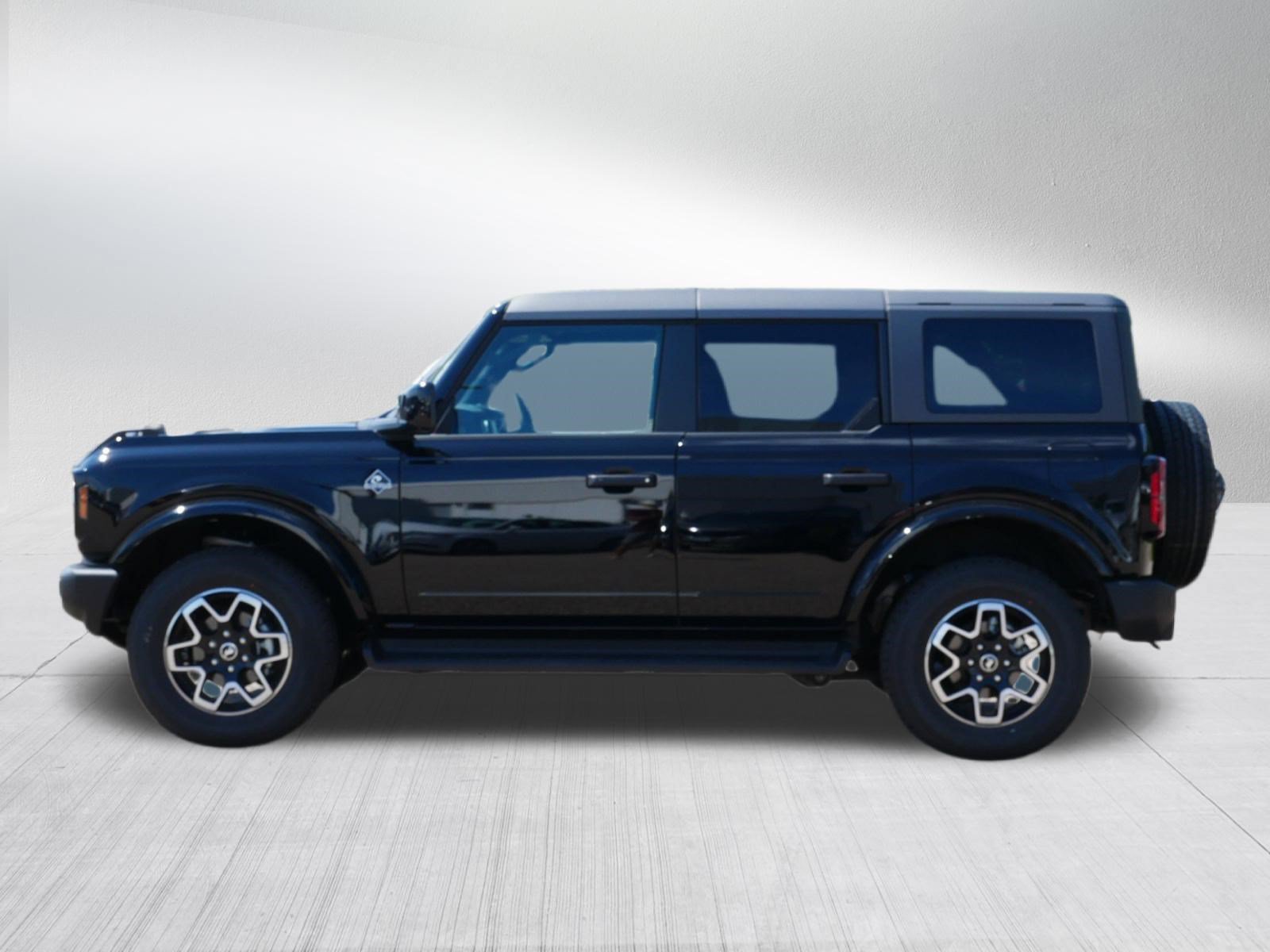 Used 2026 Ford Bronco Outer Banks AWD/4WD image 4