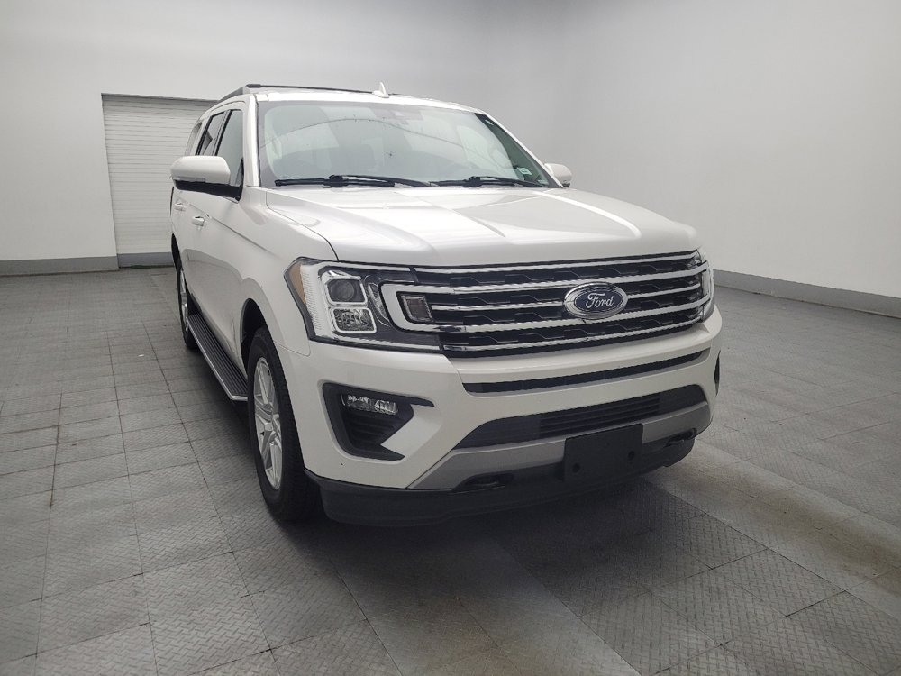 Used 2019 Ford Expedition XLT w/ Equipment Group 202A AWD/4WD image 13