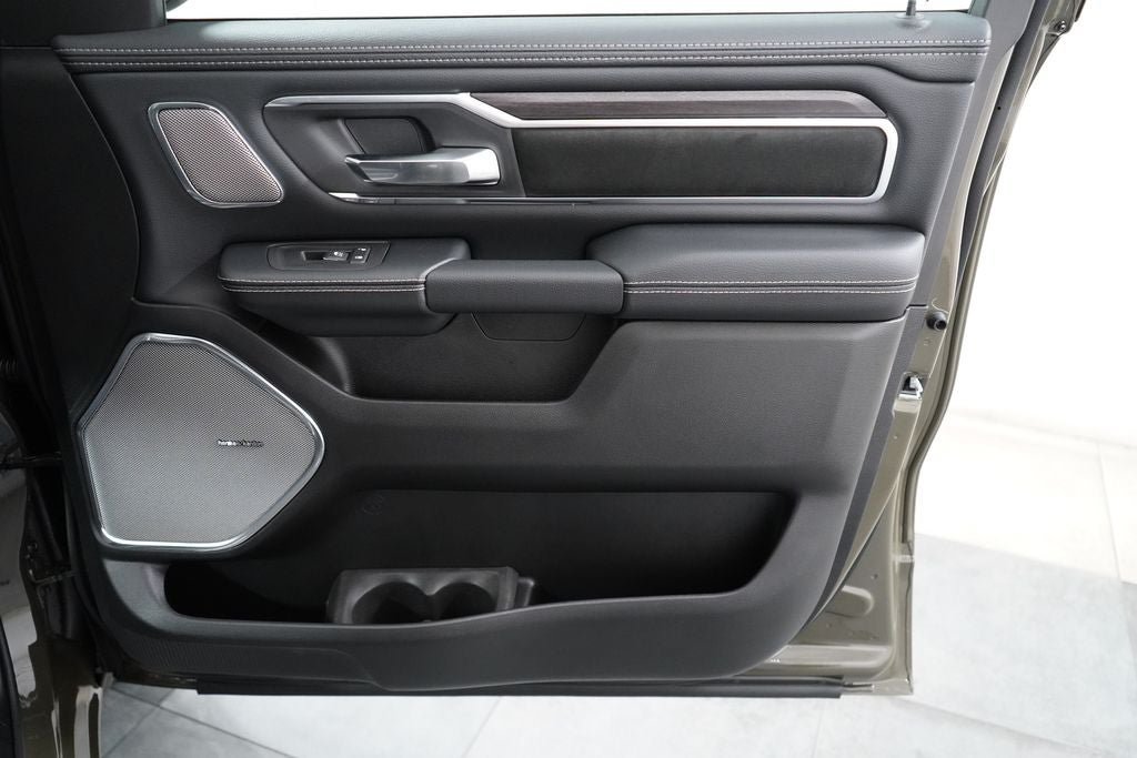New 2027 RAM 1500 Laramie AWD/4WD image 24