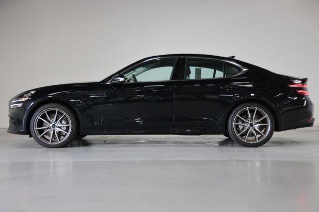 Used 2026 Genesis G70 2.5T Prestige image 8