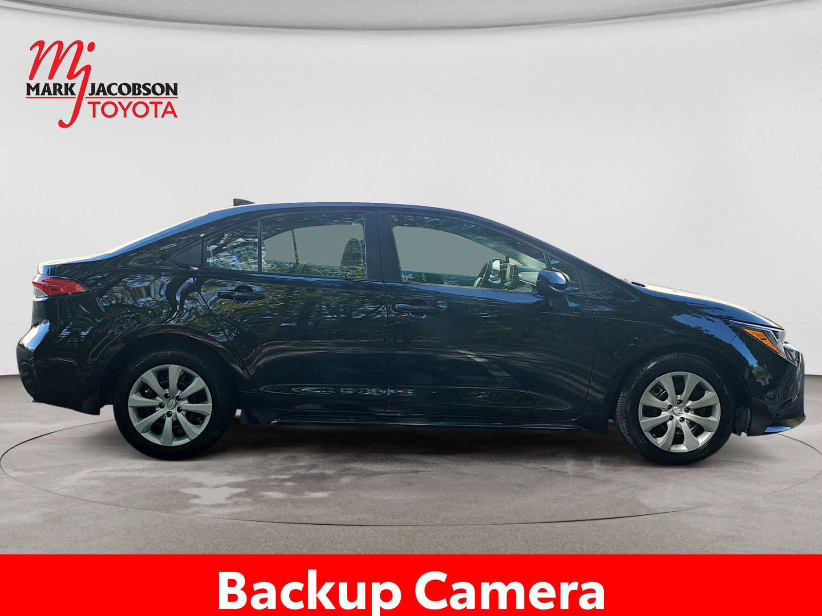 Used 2023 Toyota Corolla LE FWD image 7
