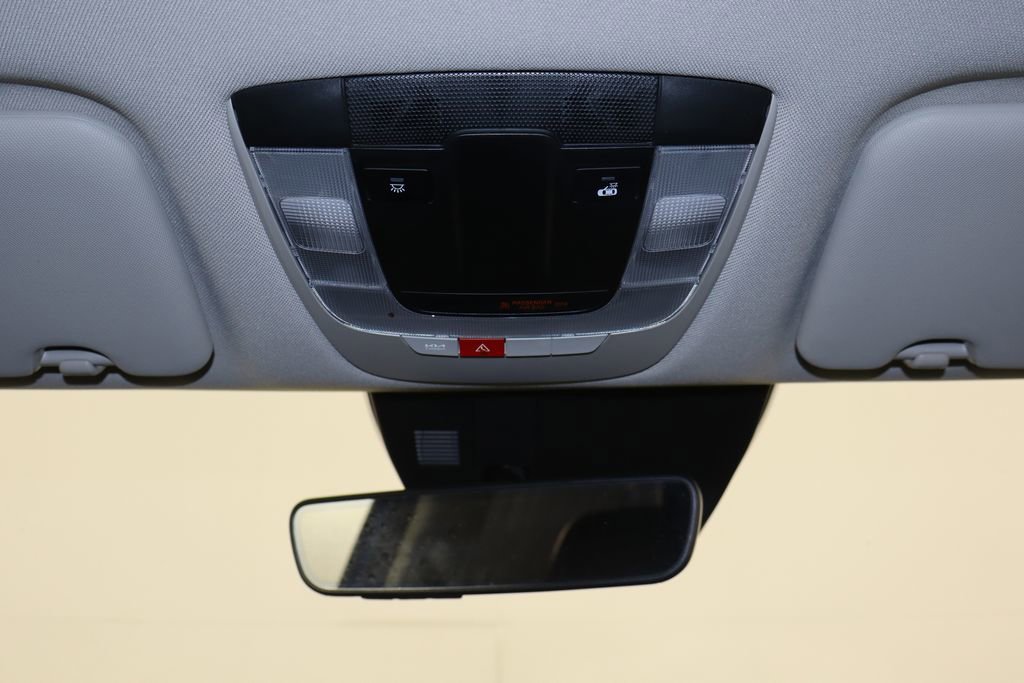 Used 2025 Kia Sportage EX image 25