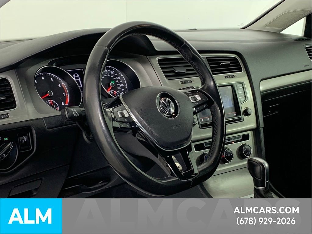 Used 2016 Volkswagen Golf S image 7