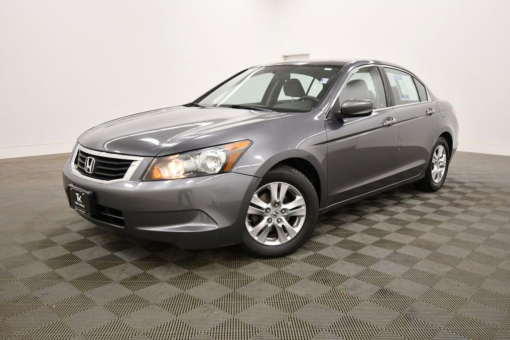 Used 2010 Honda Accord LX-P image 2