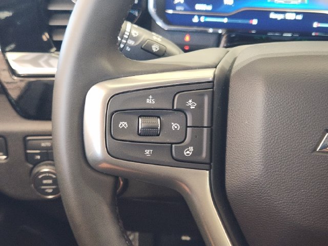 Used 2025 Chevrolet Silverado 1500 LT AWD/4WD image 28