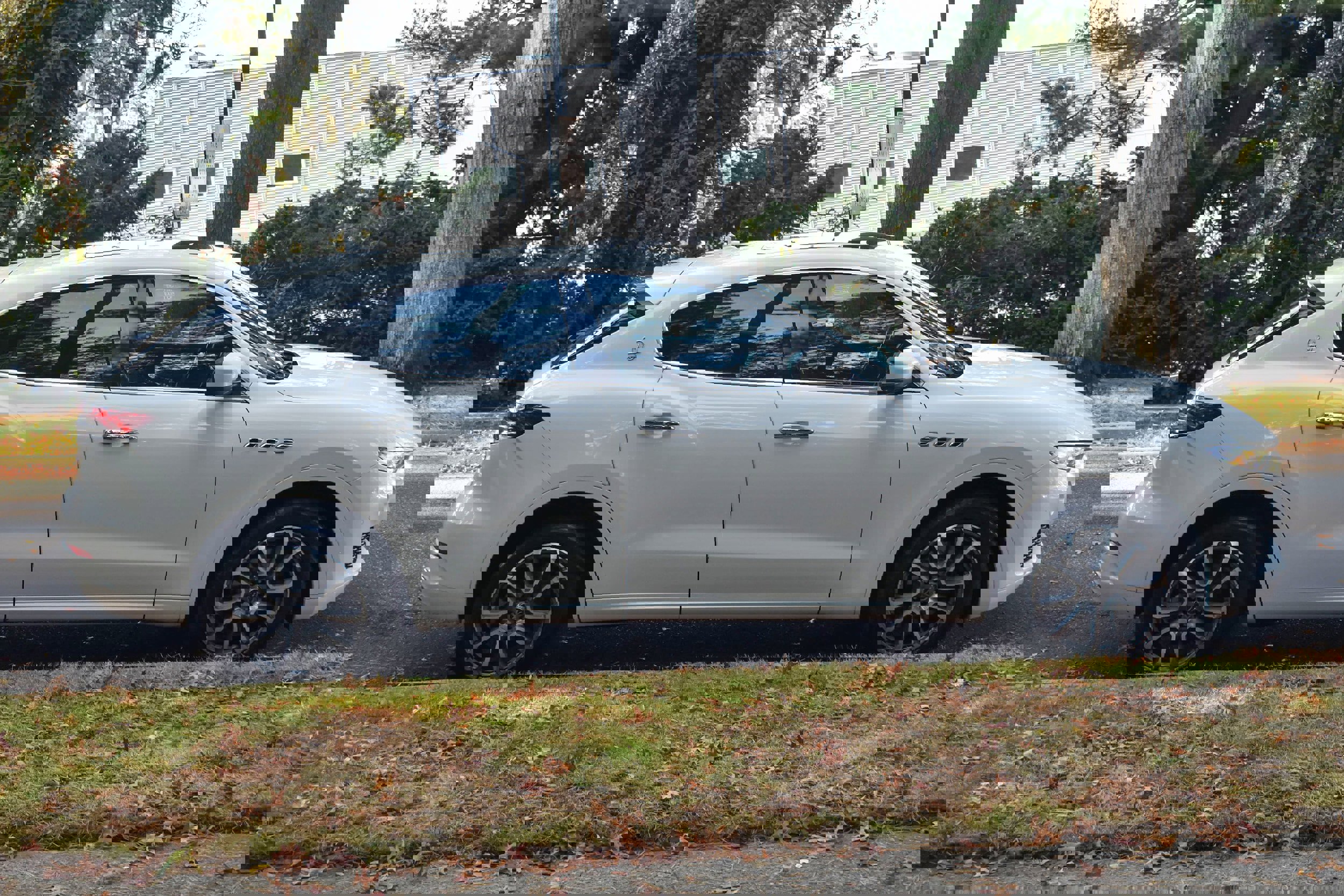 Used 2021 Maserati Levante GranSport image 10