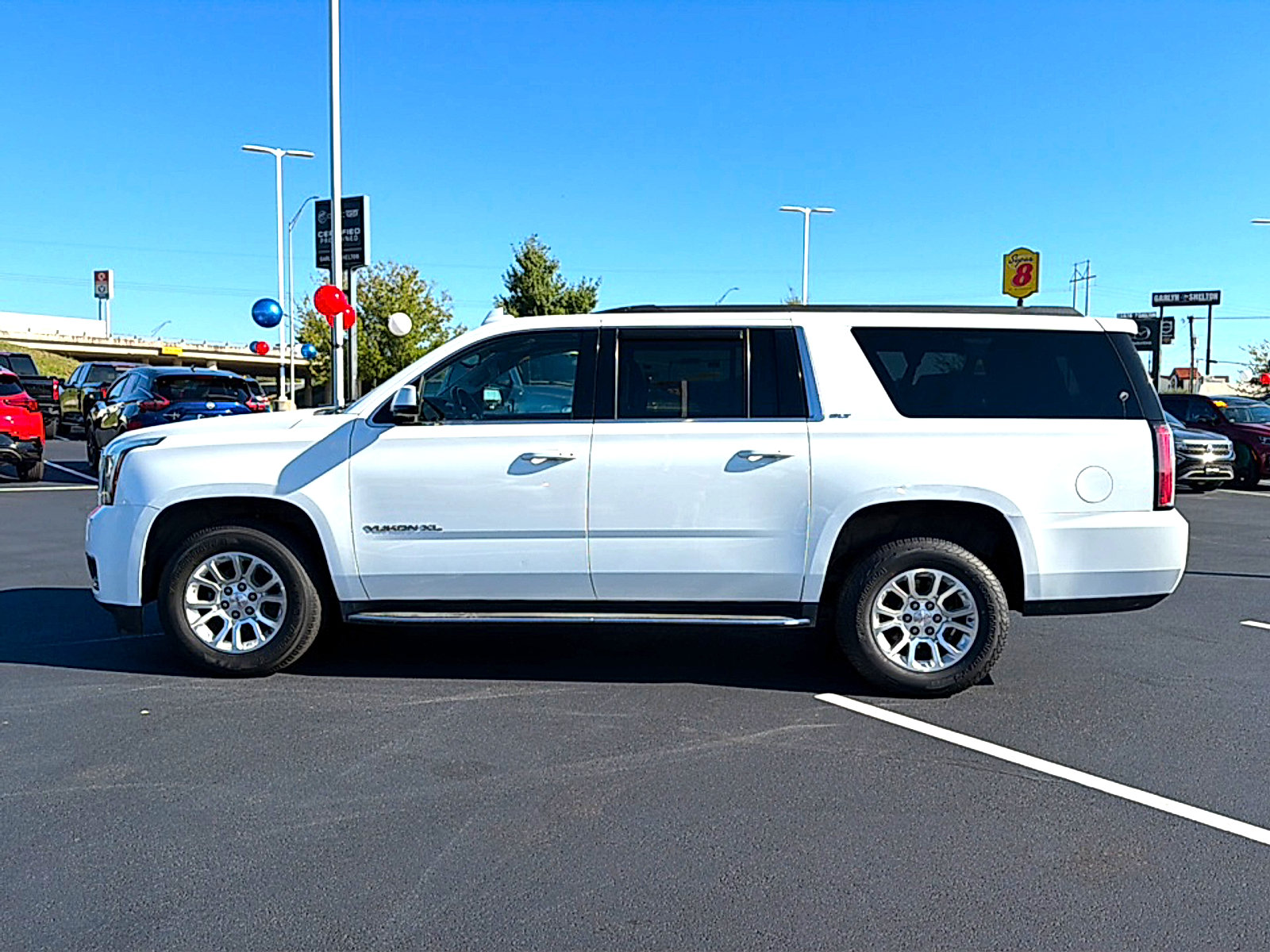 Used 2020 GMC Yukon XL SLT AWD/4WD image 5