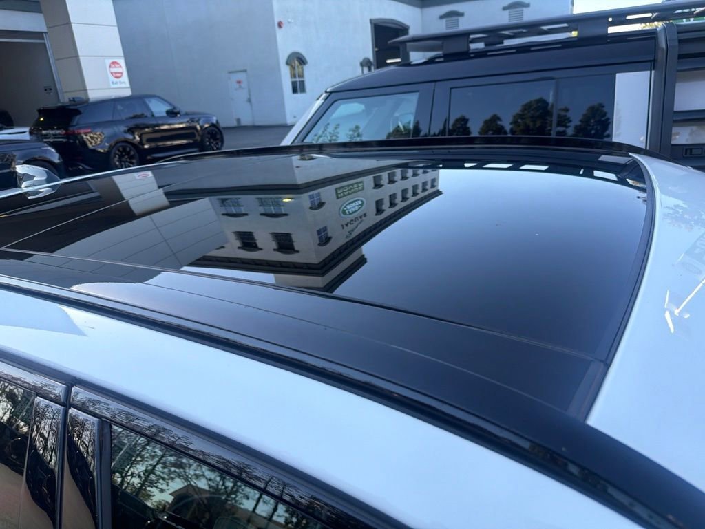 Used 2024 Jaguar F-PACE R-Dynamic S AWD/4WD image 4