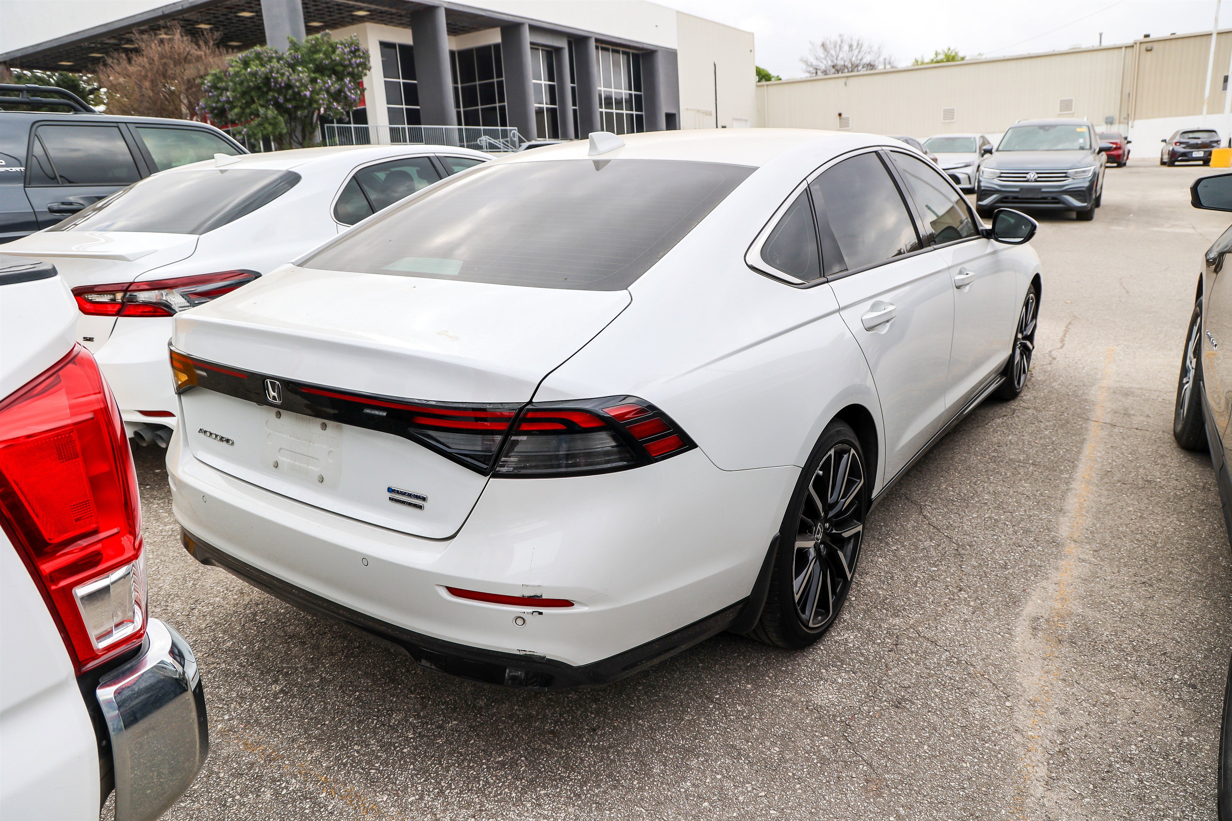 Used 2023 Honda Accord Touring image 8
