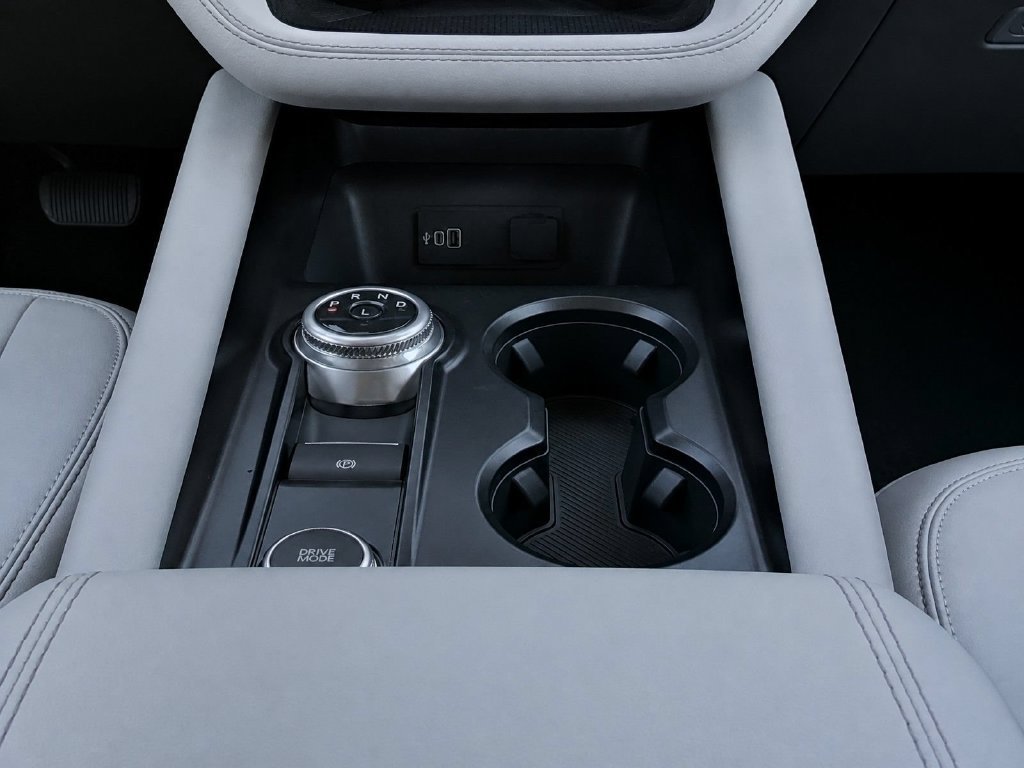 New 2026 Ford Explorer Active AWD/4WD image 12