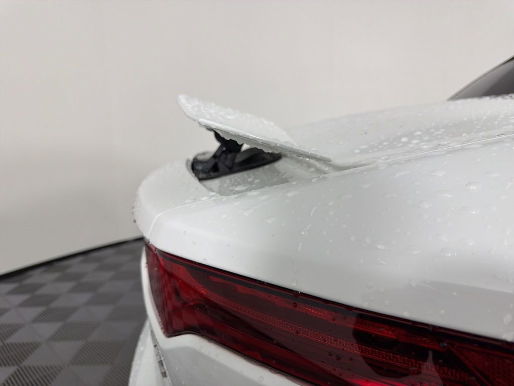 Used 2021 Jaguar F-TYPE R-Dynamic image 36