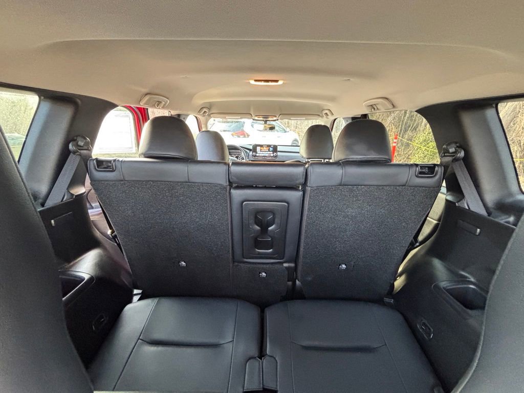 Used 2024 Mitsubishi Outlander SE image 22