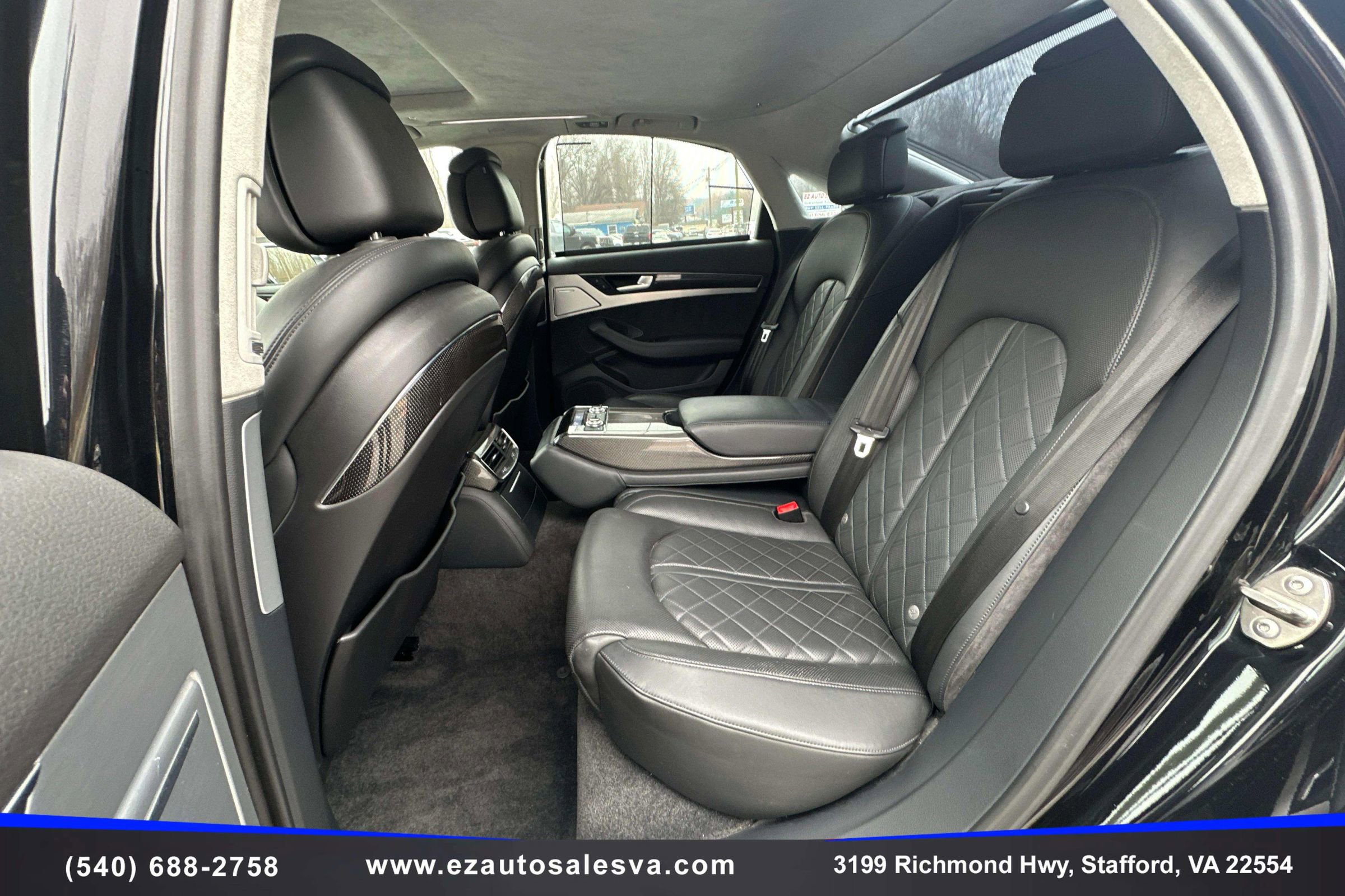 Used 2014 Audi S8 image 25
