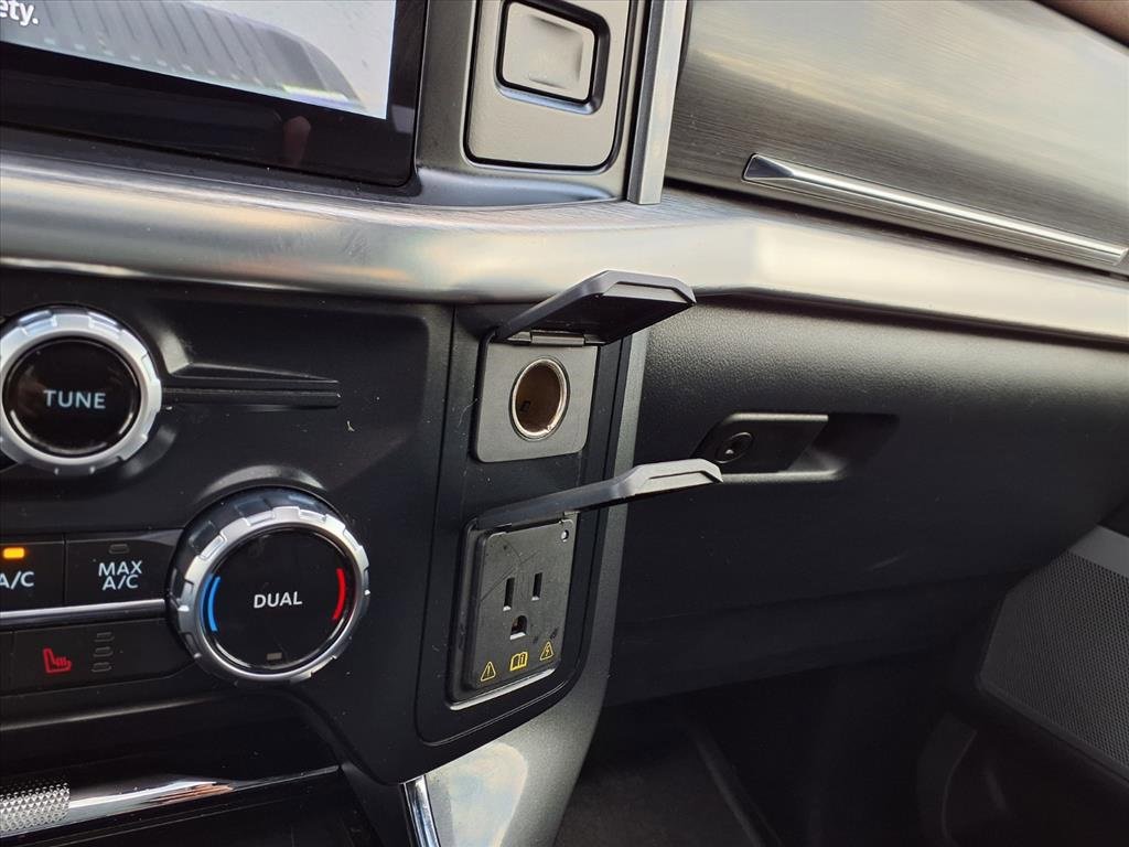 Used 2023 Ford F150 Lariat w/ Equipment Group 502A High image 35