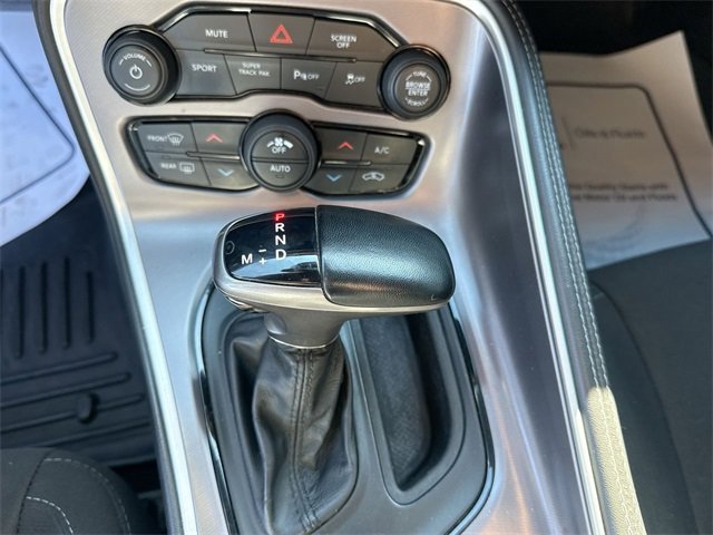 Used 2019 Dodge Challenger R/T w/ Driver Convenience Group image 27