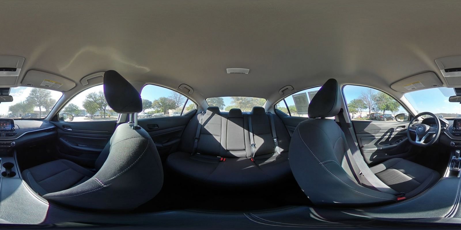 Used 2025 Nissan Altima 2.5 SV image 45