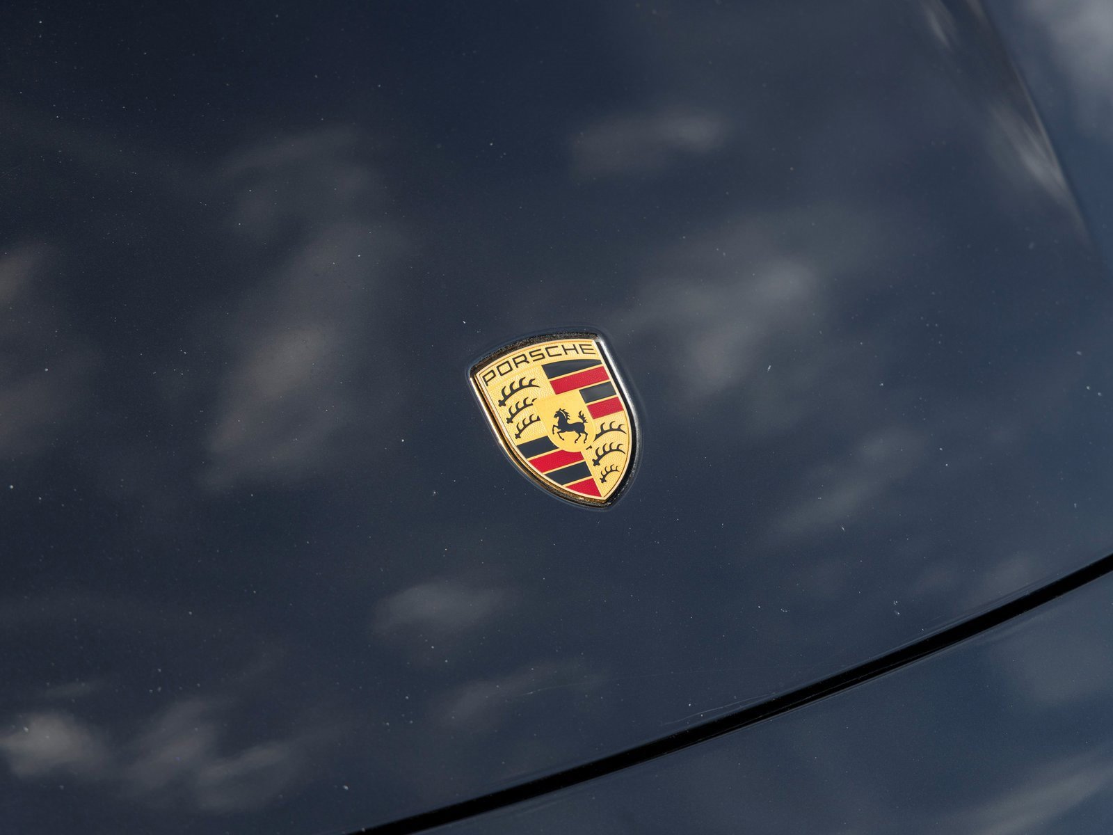 Certified 2022 Porsche Taycan 4 Cross Turismo image 15