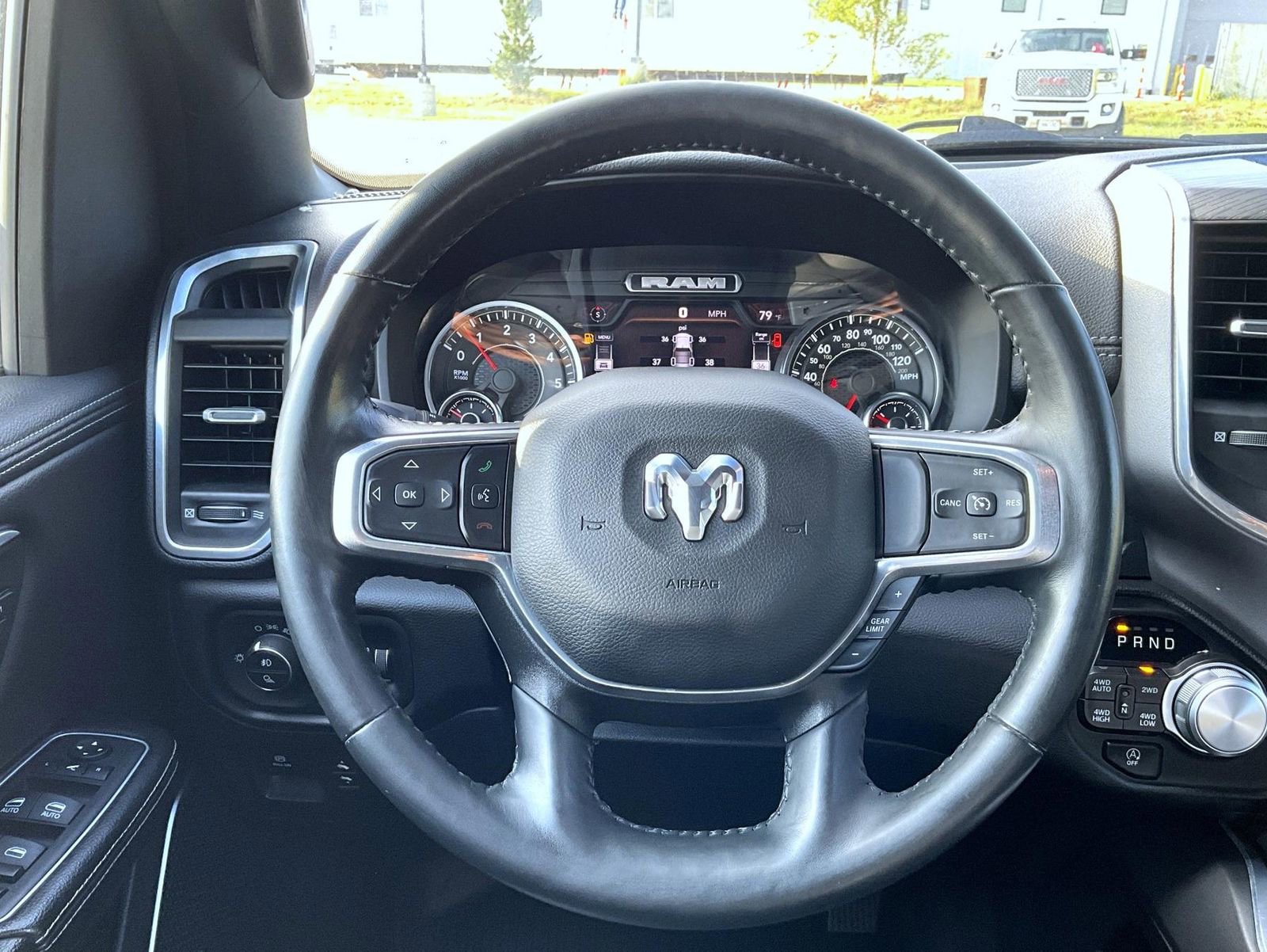 Used 2023 RAM 1500 Laramie AWD/4WD image 12