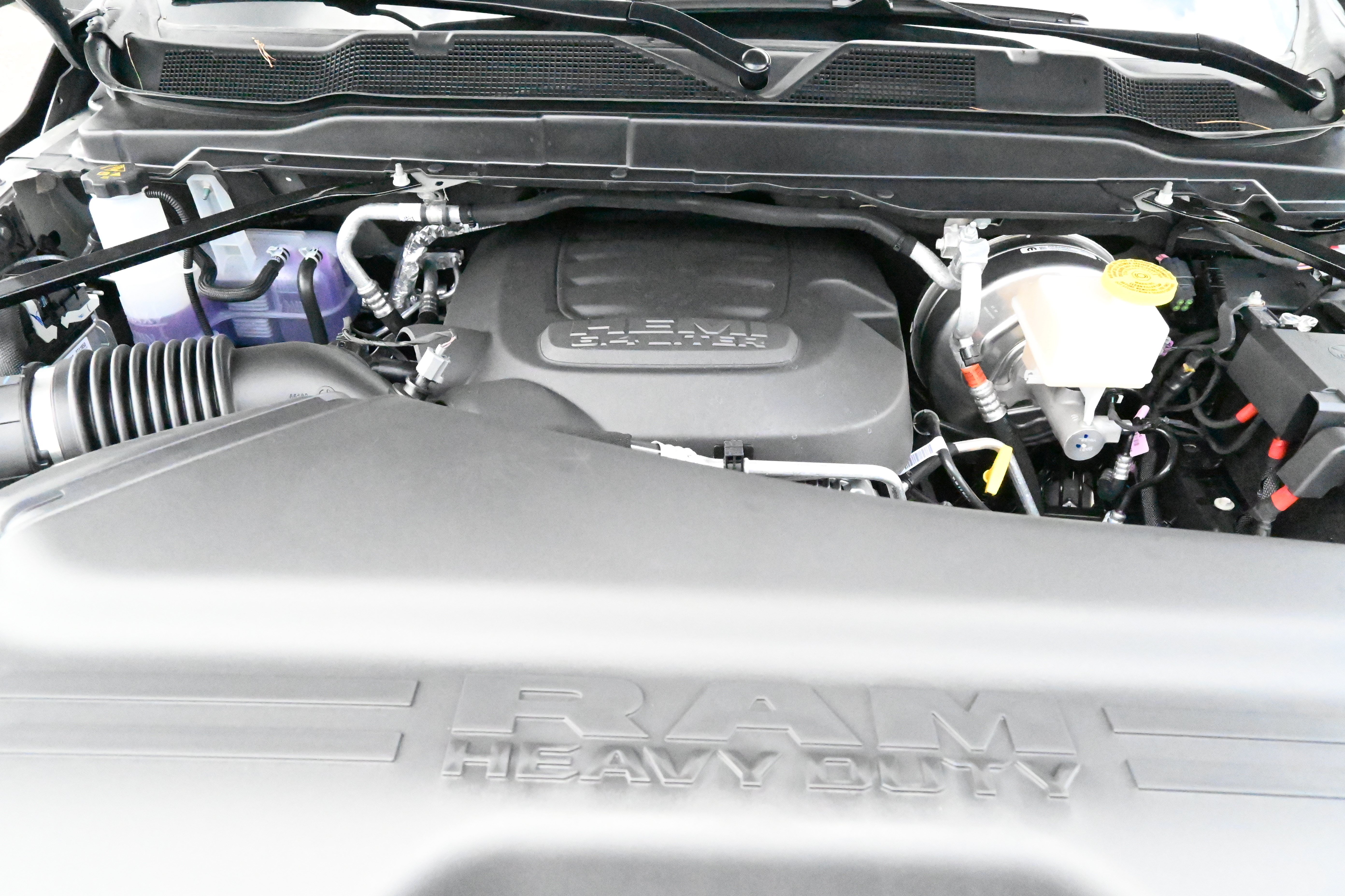 New 2026 RAM 2500 Tradesman AWD/4WD image 34