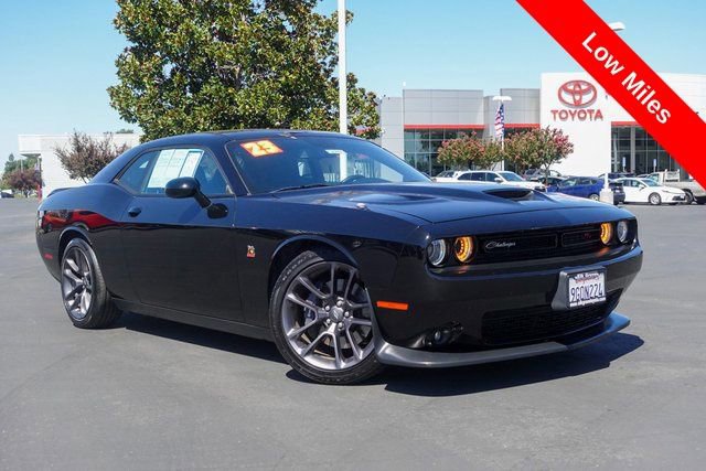 Used 2023 Dodge Challenger R/T Scat Pack image 2