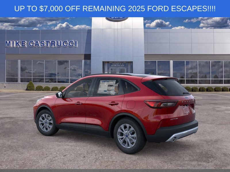 New 2025 Ford Escape Active w/ Cold Weather Package AWD/4WD image 4