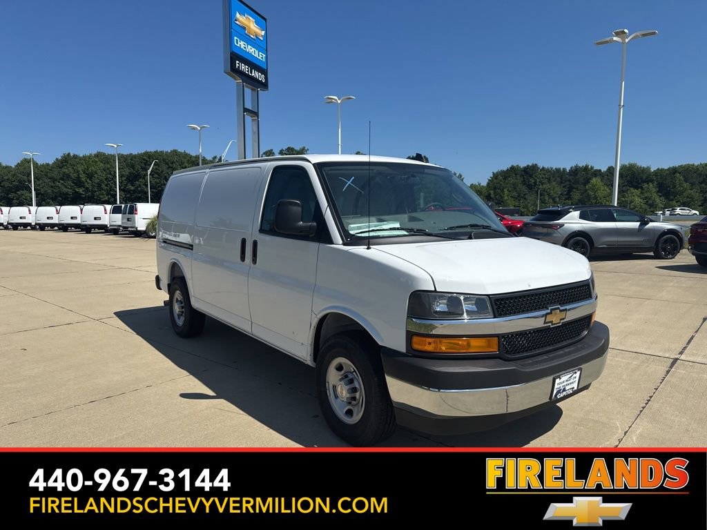 New 2025 Chevrolet Express 2500 Work Van w/ Driver Convenience Package image 8