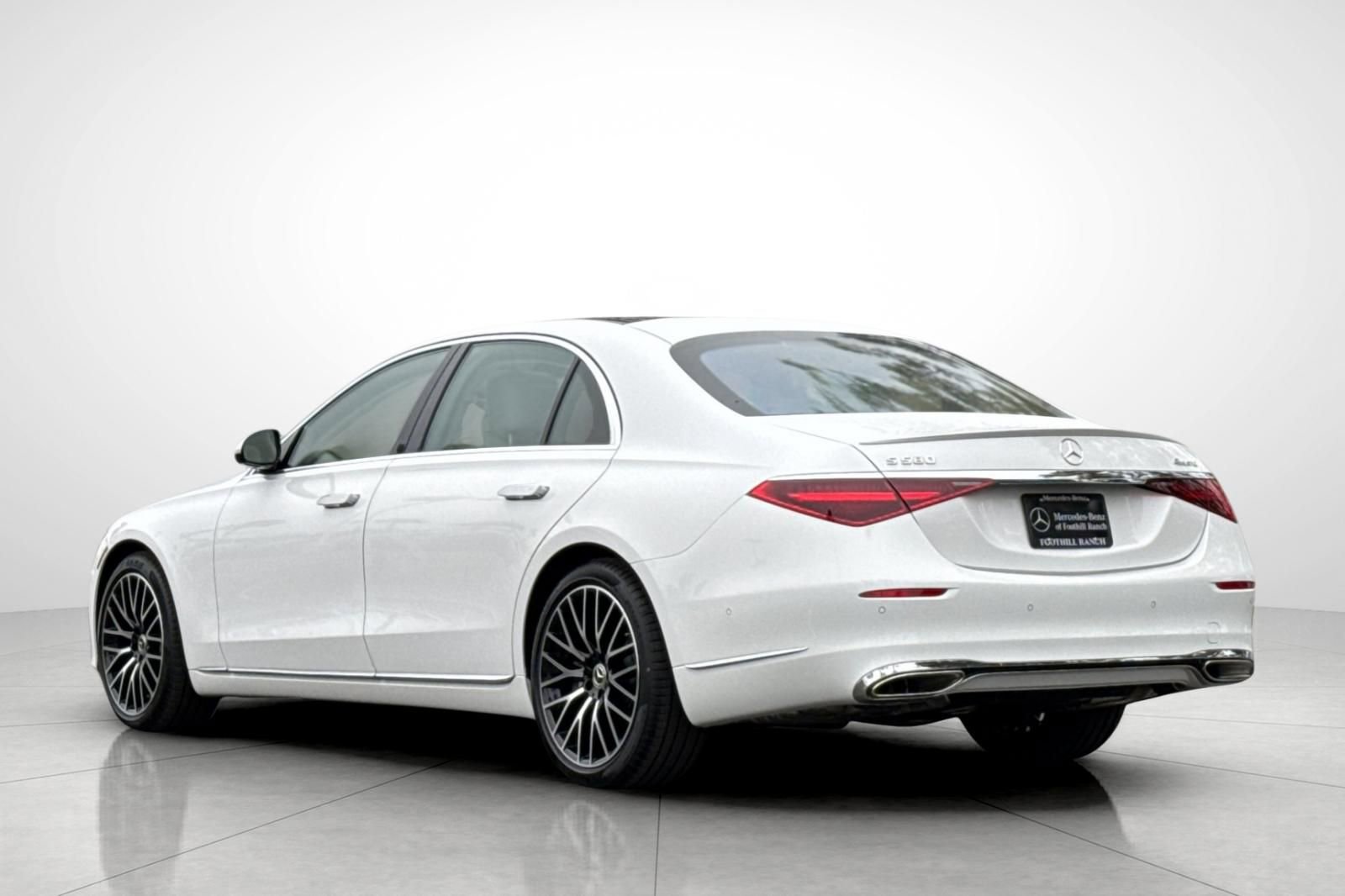 New 2025 Mercedes-Benz S 580 4MATIC Sedan image 14