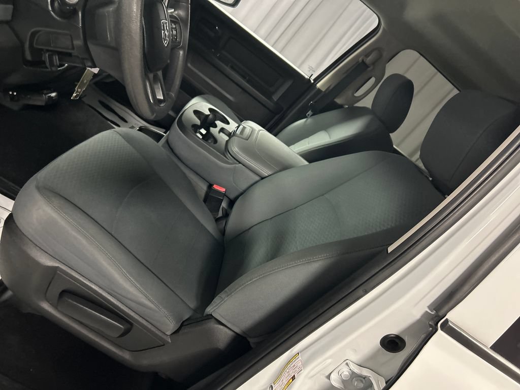 Used 2018 RAM 1500 Express w/ Express Value Package AWD/4WD image 10