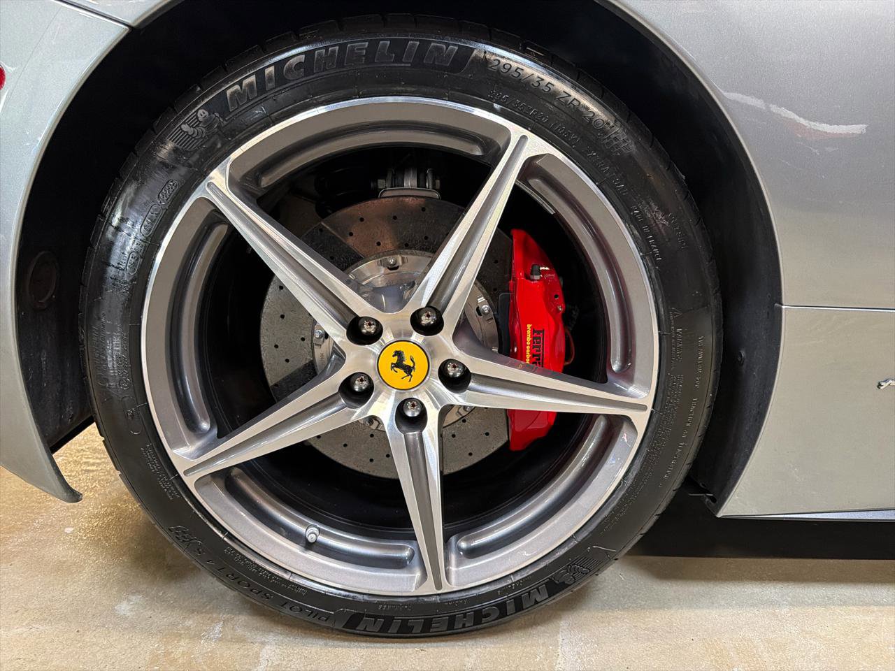 Used 2013 Ferrari 458 Italia Coupe RWD image 20