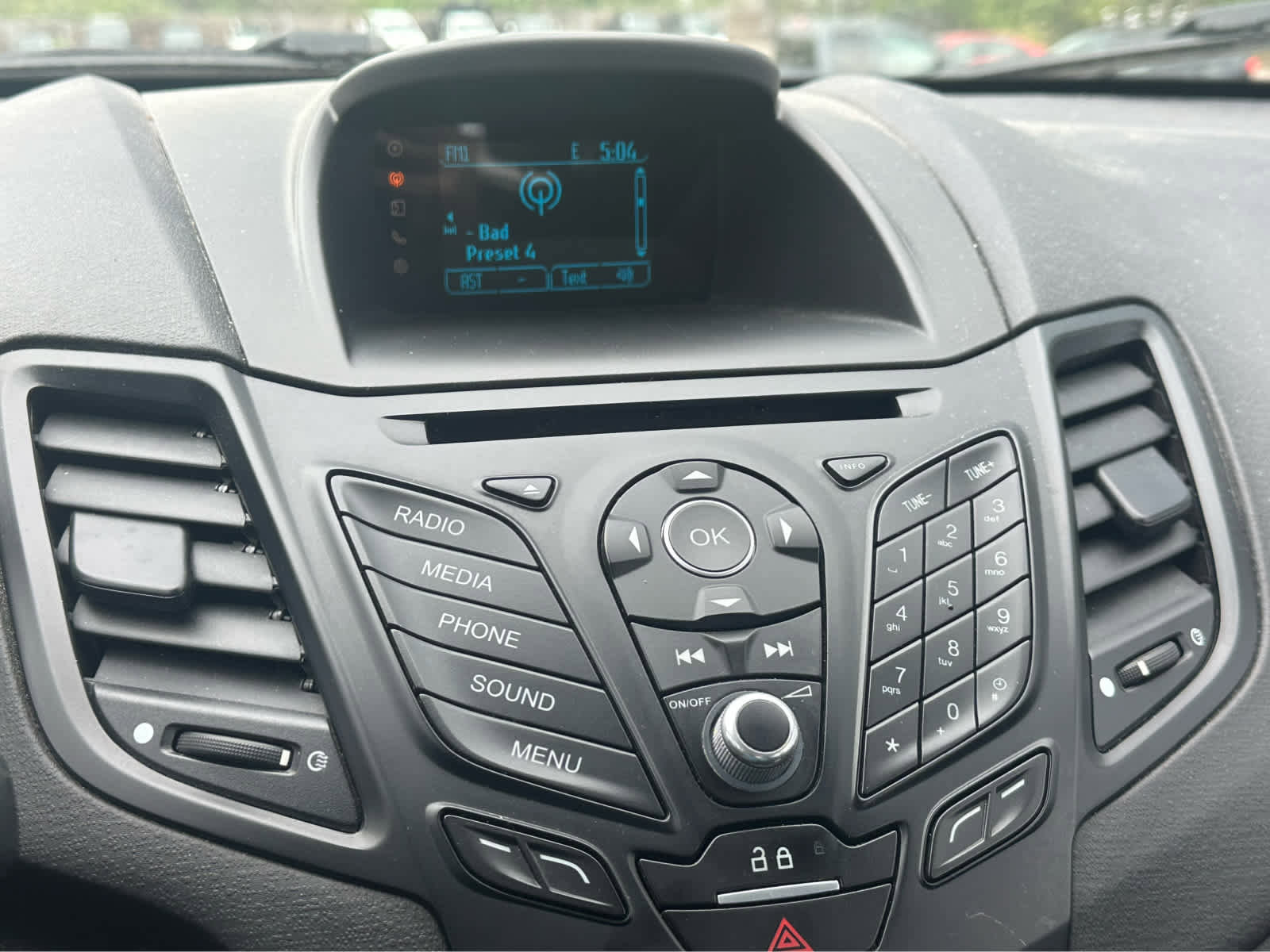 Used 2016 Ford Fiesta SE FWD image 15