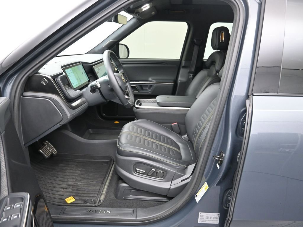 Used 2023 Rivian R1S Adventure AWD/4WD image 12
