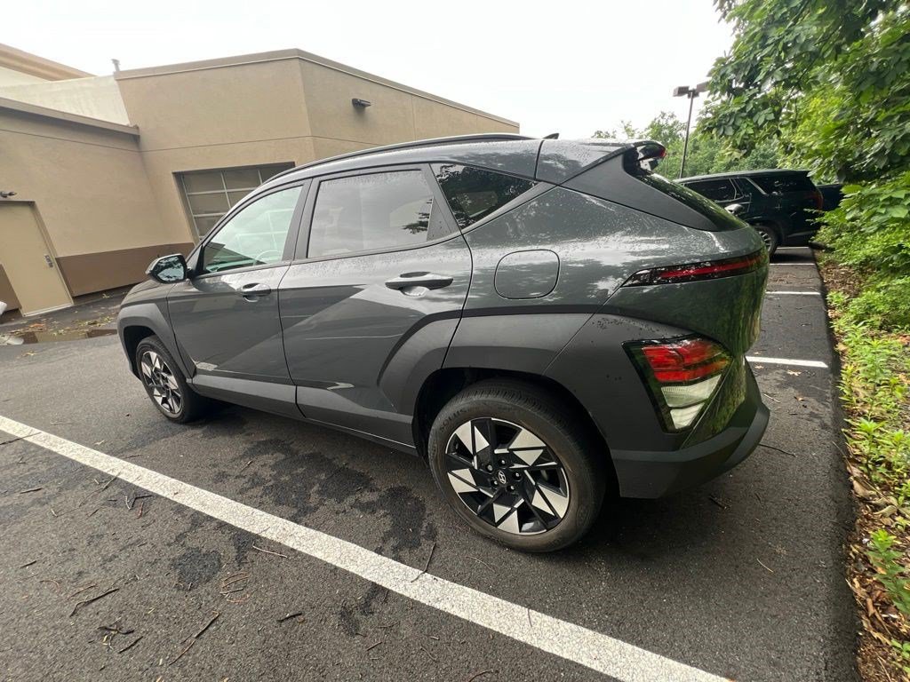 Certified 2024 Hyundai Kona SEL AWD/4WD image 6