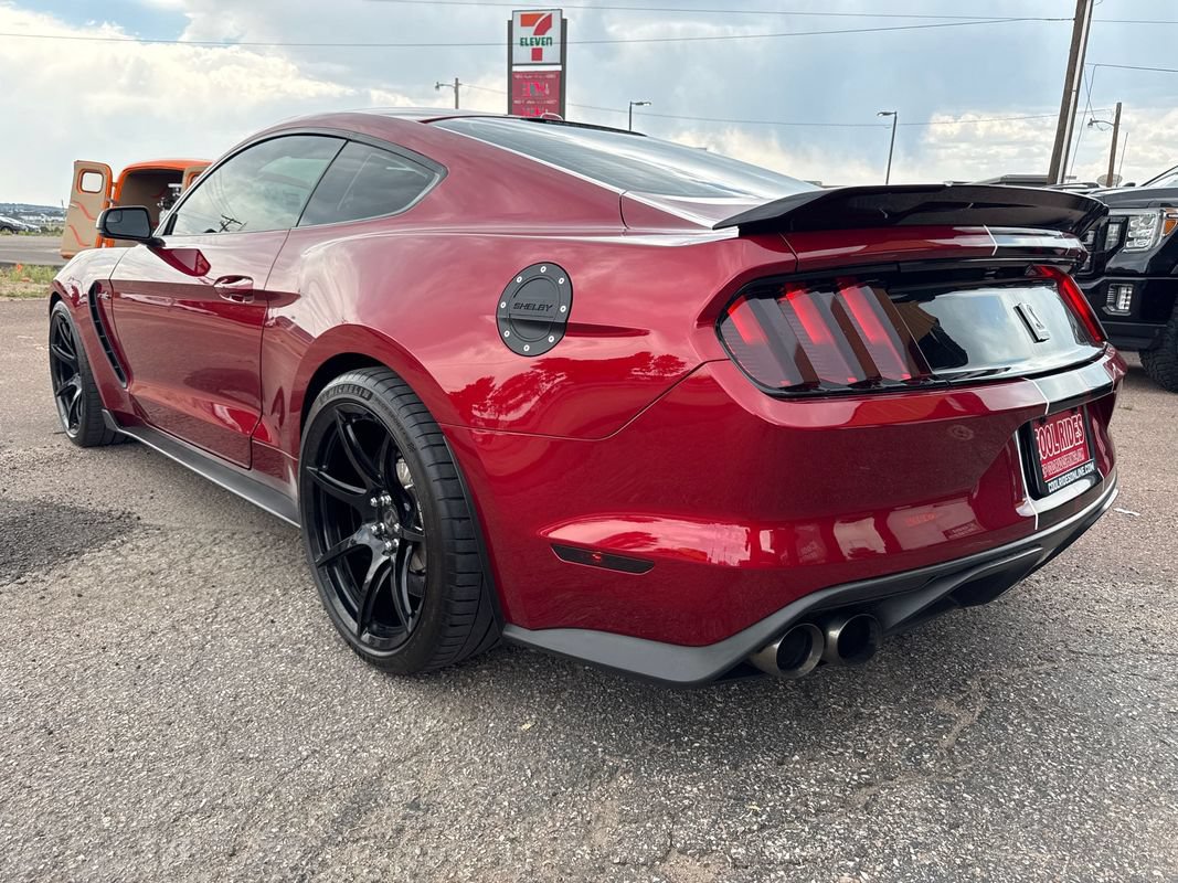 Used 2017 Ford Mustang Shelby GT350 RWD image 5