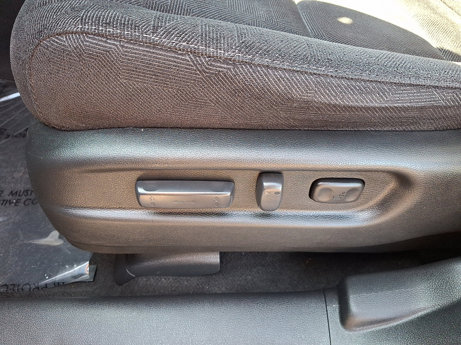 Used 2022 Honda Pilot Sport image 14