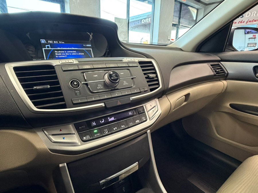Used 2015 Honda Accord LX image 52
