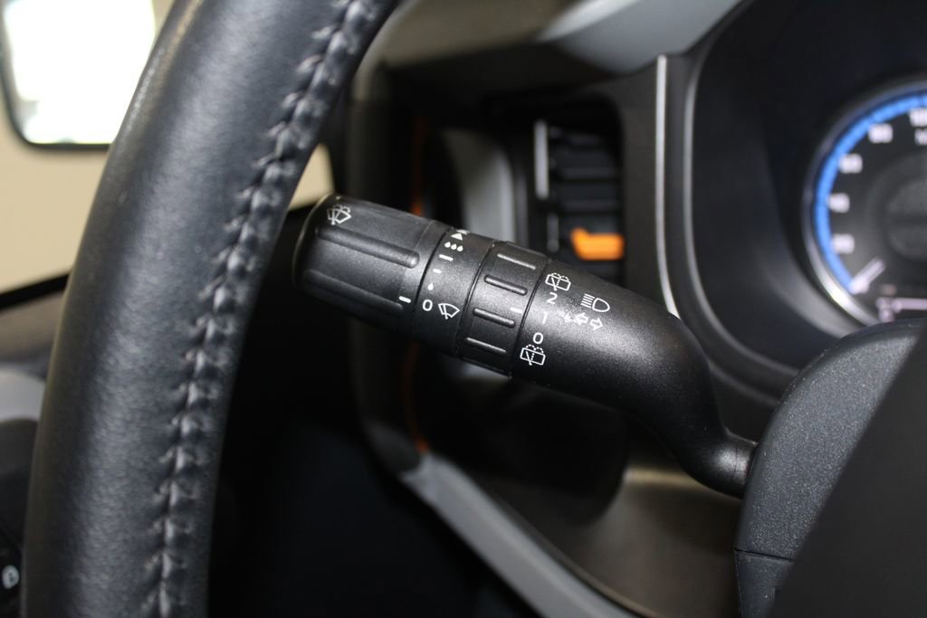 Used 2023 Ford Bronco Badlands image 38